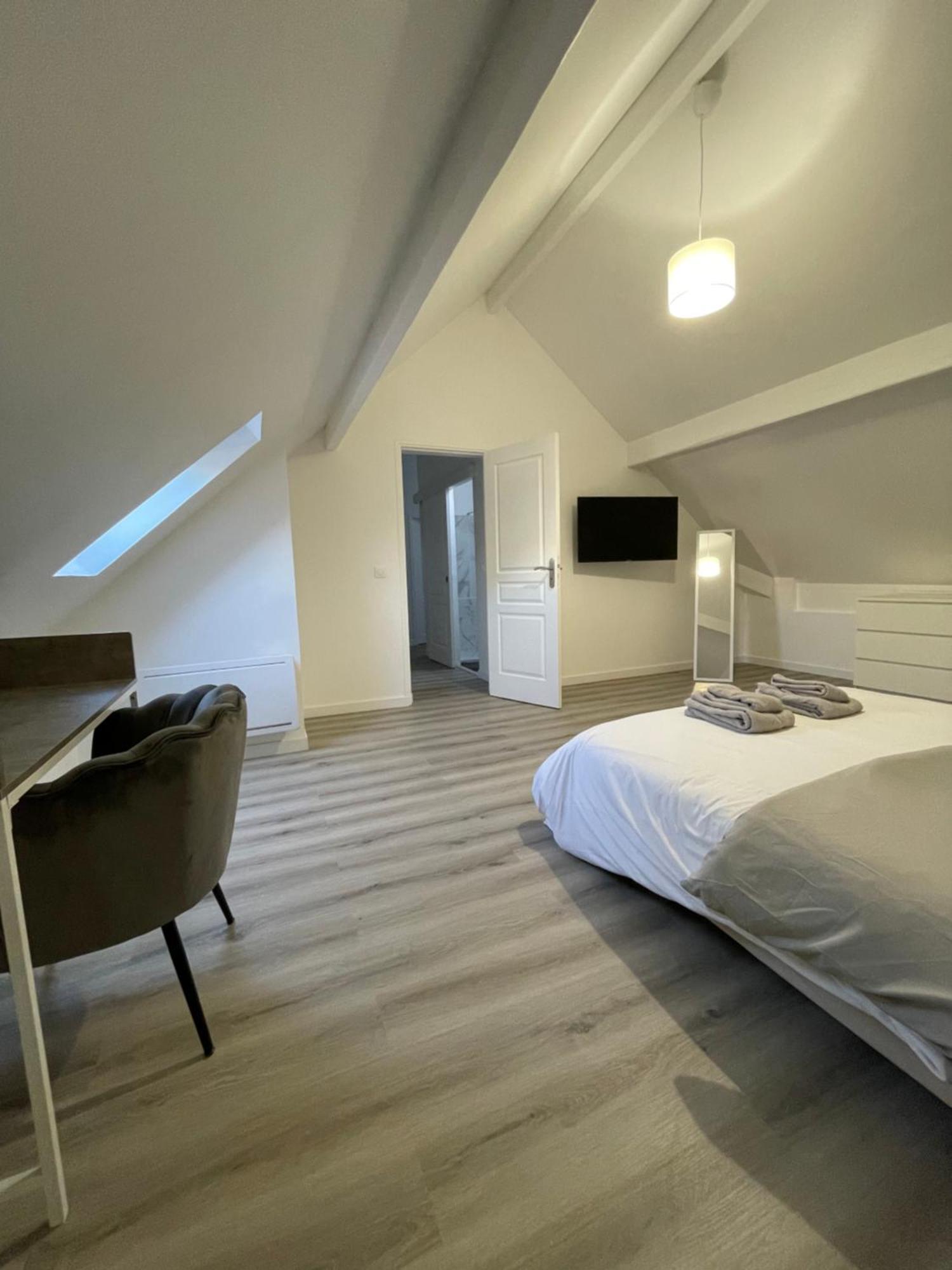 Maison Detente De 100 M2 Uniquement Couple-Famille-Travailleurs Villeparisis Exterior photo